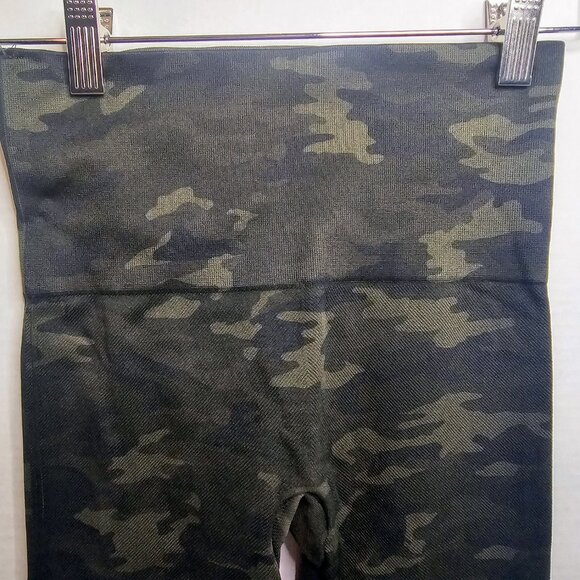 2 PAIR!‎ SPANX CAMO "LOOK AT ME NOW" LEGGINGS SZ SM GREY-ANKLE GREEN-FULL - Picture 7 of 9